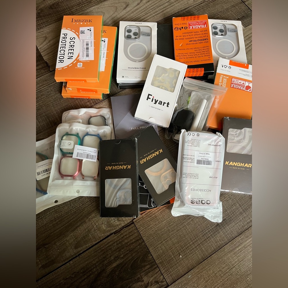 25 piece Assorted Phone Accessories Bundle over 4 lbs